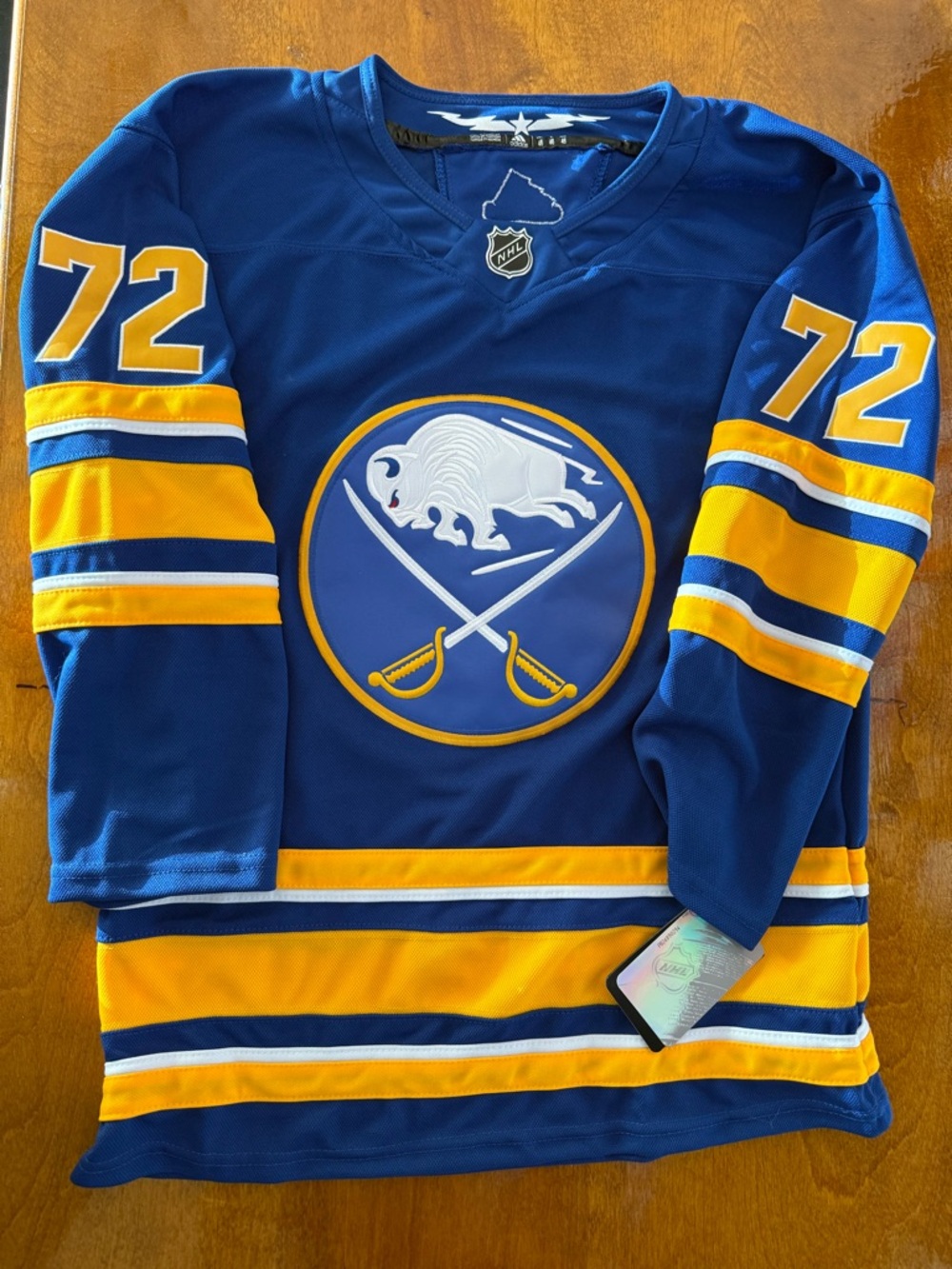 NHL Buffalo Sabres Tage Thompson Hockey Jersey size 46 (small)